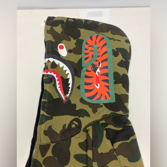 Bape 1/2 Camo shark full zip hoodie jacket - Picture 6 of 16